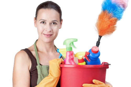 Detailed kitchen cleaning during end of tenancy cleaning